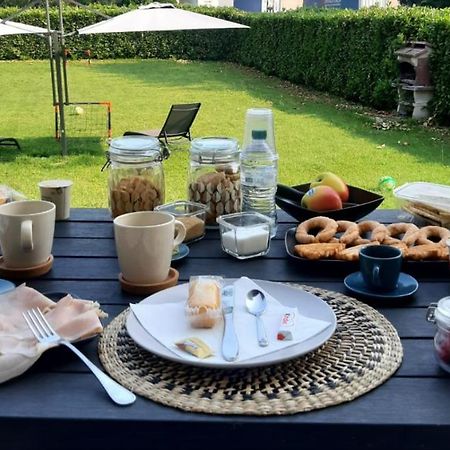 Bed and Breakfast Il Giardino Di Pietro à Monza Extérieur photo
